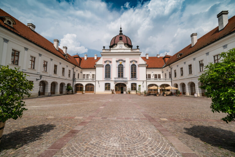 Palazzo Reale di Gödöllő: Come Arrivare, Tour e Info